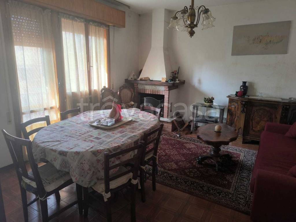 casa indipendente in vendita a Rimini in zona Rivazzurra