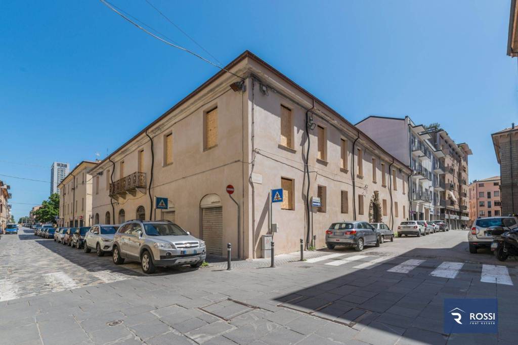 negozio in vendita a Rimini in zona Centro Storico