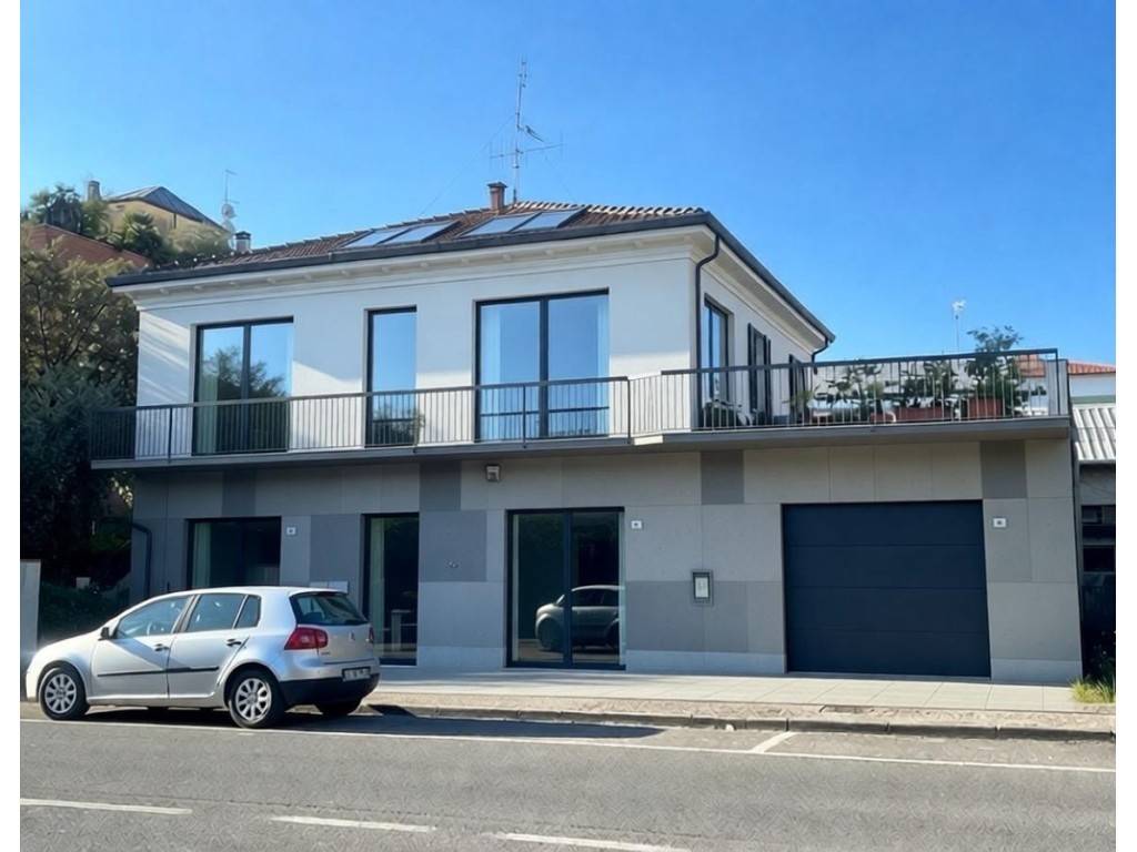 casa indipendente in vendita a Rimini in zona Borgo Mazzini