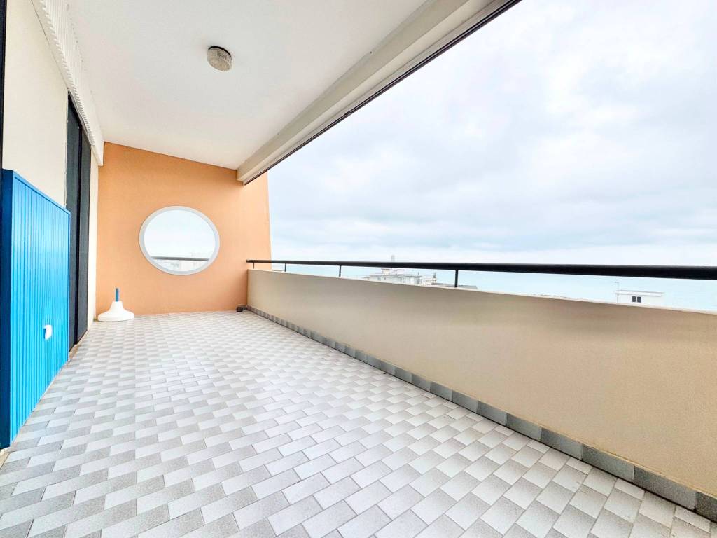 appartamento in vendita a Rimini in zona Viserbella
