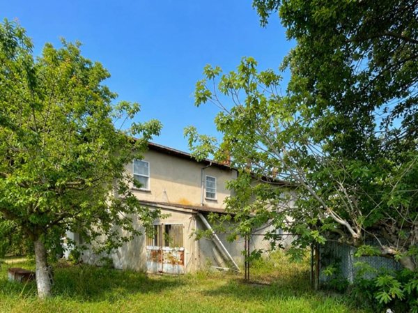 casa indipendente in vendita a Rimini in zona Vergiano