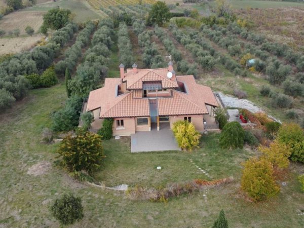 casa indipendente in vendita a Rimini in zona San Paolo