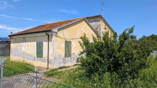 casa indipendente in vendita a Rimini in zona Torre Pedrera