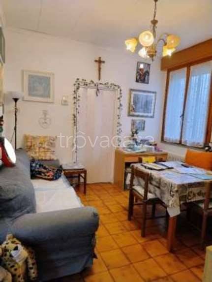 casa indipendente in vendita a Rimini in zona Torre Pedrera