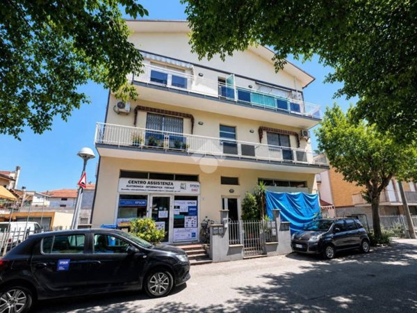 appartamento in vendita a Rimini in zona Marina Centro