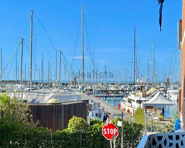 appartamento in vendita a Rimini in zona San Giuliano a Mare