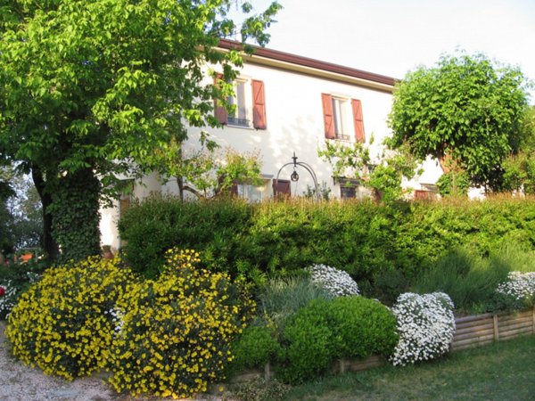 casa indipendente in vendita a Rimini