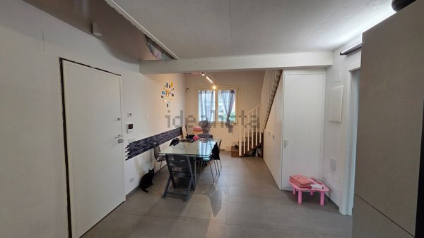 casa indipendente in vendita a Rimini