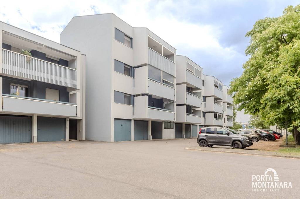 appartamento in vendita a Rimini in zona Miramare di Rimini