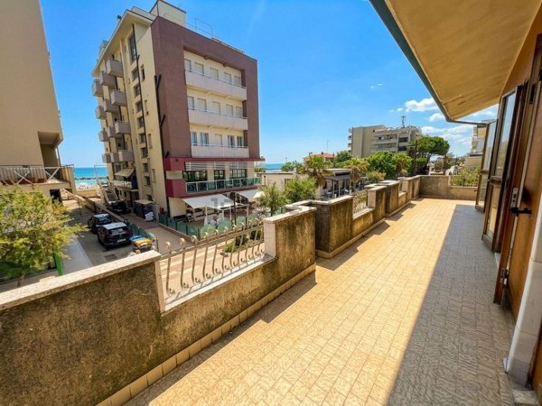 appartamento in vendita a Rimini in zona Viserbella