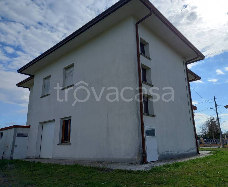 casa indipendente in vendita a Rimini in zona Santa Giustina