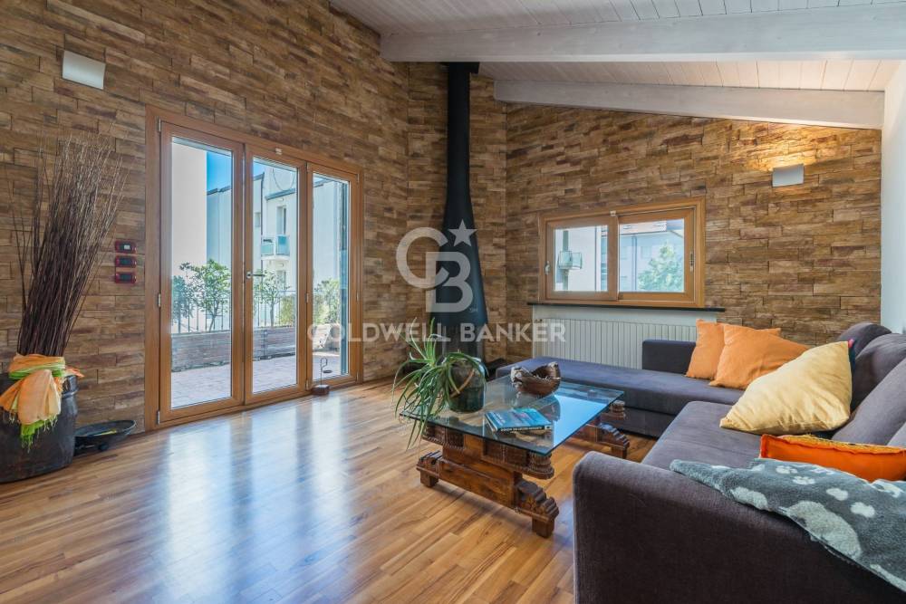 casa indipendente in vendita a Rimini