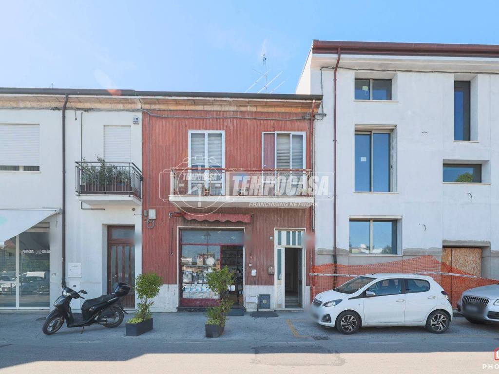casa indipendente in vendita a Rimini in zona Centro Storico