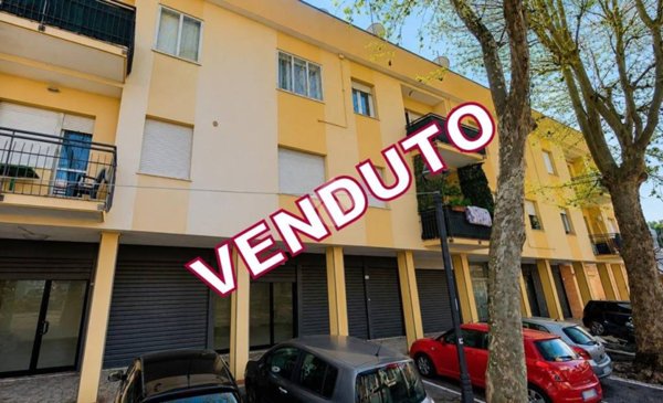 appartamento in vendita a Rimini in zona Miramare di Rimini