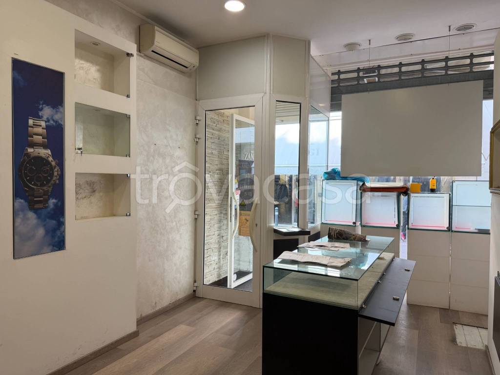 negozio in vendita a Rimini in zona Centro Storico