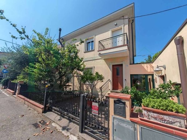 appartamento in vendita a Rimini in zona Lagomaggio