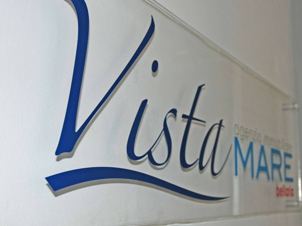 negozio in vendita a Rimini in zona Viserba
