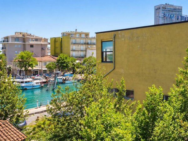 appartamento in vendita a Rimini in zona San Giuliano a Mare