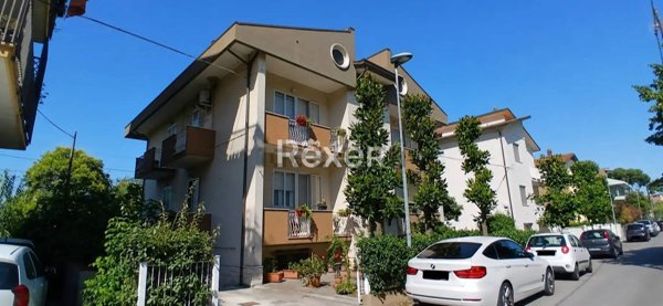 casa indipendente in vendita a Rimini in zona Viserba