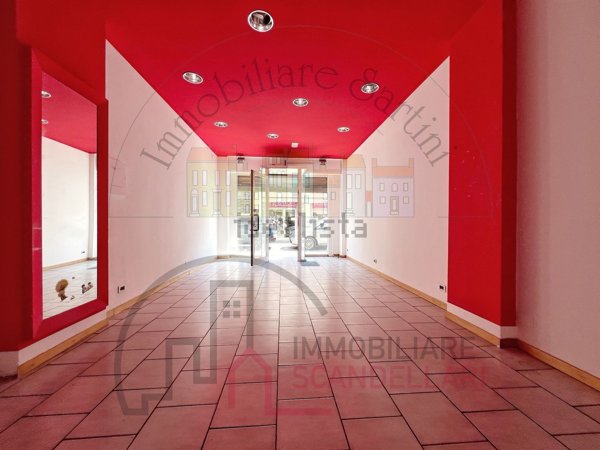 locale commerciale in vendita a Rimini in zona Centro Storico