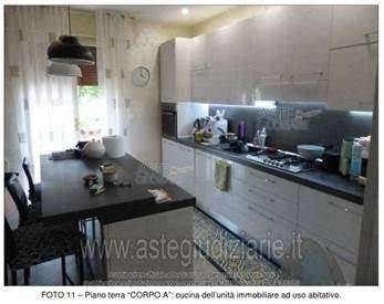 casa indipendente in vendita a Rimini in zona Gaiofana