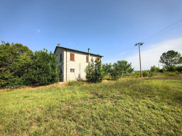 casa indipendente in vendita a Rimini in zona Spadarolo