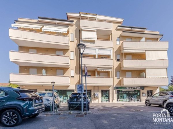 appartamento in vendita a Rimini in zona Viserba