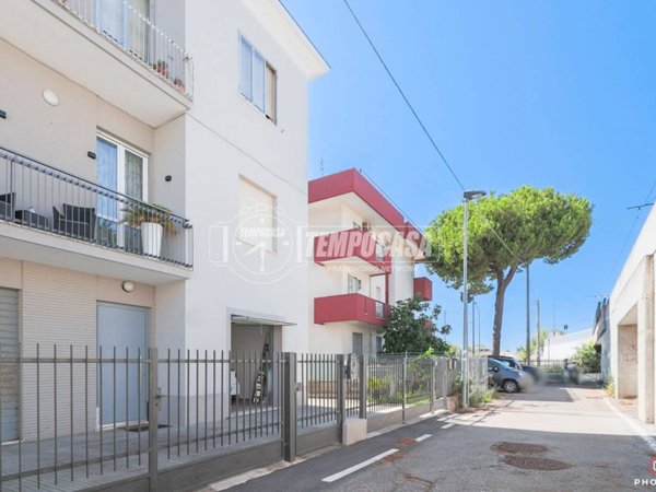 appartamento in vendita a Rimini in zona Rivazzurra