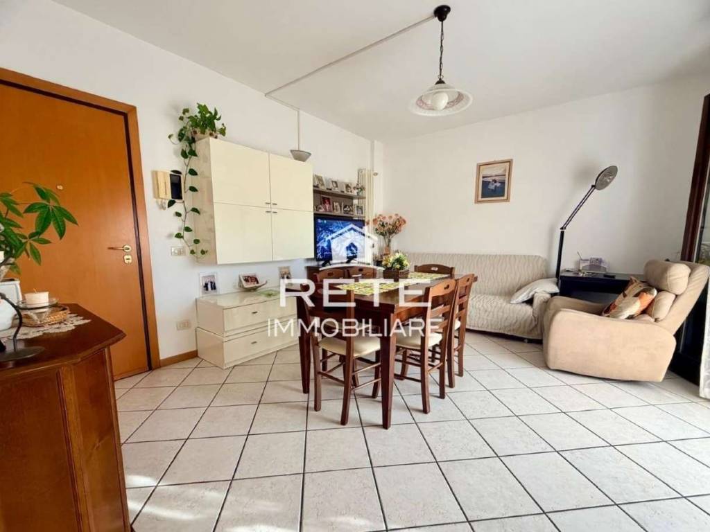 appartamento in vendita a Rimini in zona Viserbella