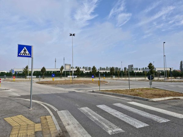 casa indipendente in vendita a Rimini in zona Celle