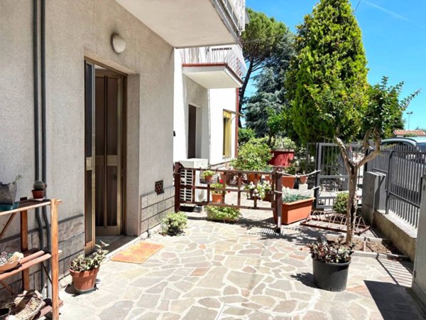 casa indipendente in vendita a Rimini in zona Spadarolo