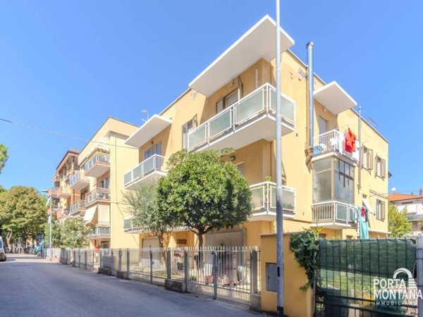 appartamento in vendita a Rimini in zona San Giuliano a Mare