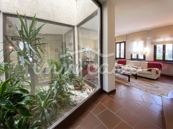 casa indipendente in vendita a Rimini in zona Borgo San Giovanni