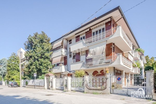 appartamento in vendita a Rimini in zona Fiera Vecchia