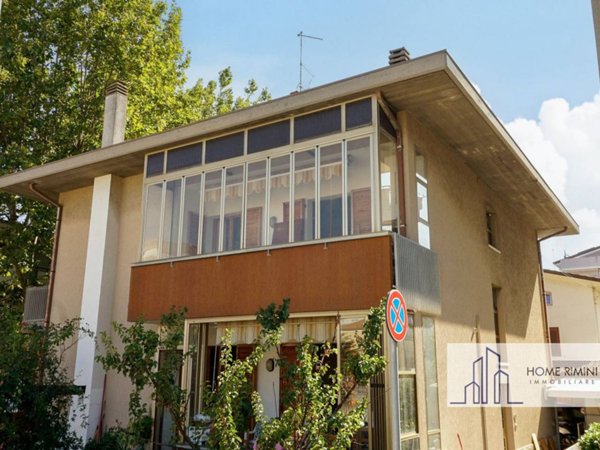 appartamento in vendita a Rimini in zona Miramare di Rimini