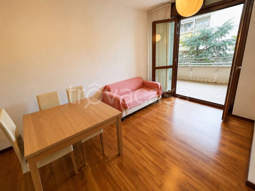 appartamento in vendita a Rimini in zona Colonnella
