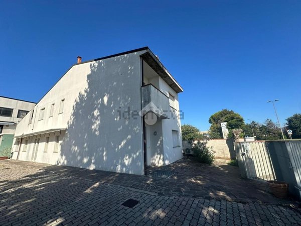 appartamento in vendita a Rimini in zona Celle