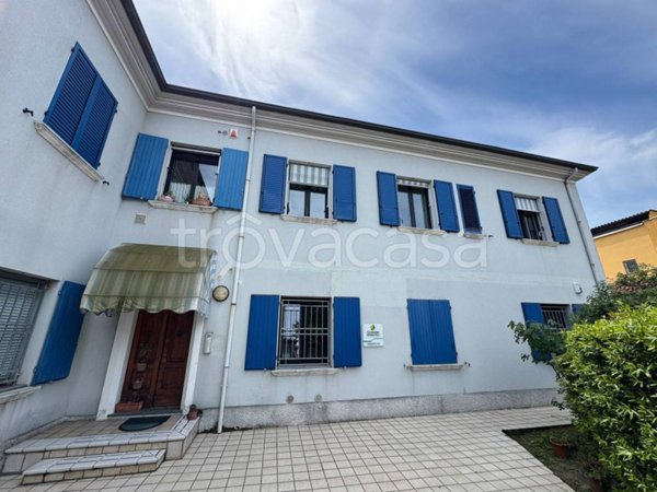 casa indipendente in vendita a Rimini in zona Centro Storico