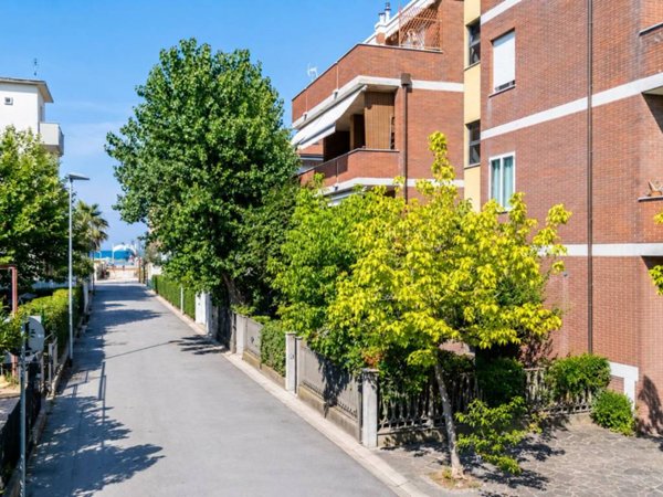appartamento in vendita a Rimini in zona Viserbella