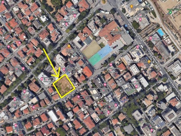 box auto in vendita a Rimini in zona Marina Centro