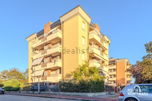 appartamento in vendita a Rimini in zona Grotta Rossa