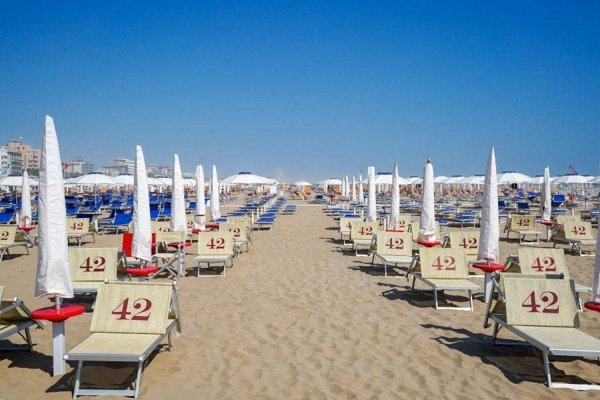 appartamento in vendita a Rimini in zona Marina Centro