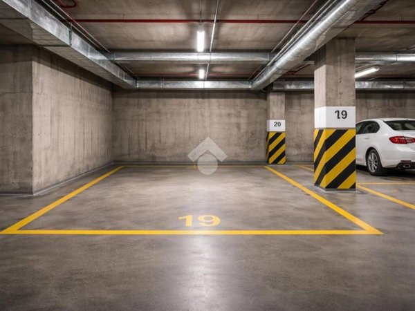 box auto in vendita a Rimini in zona Centro Storico