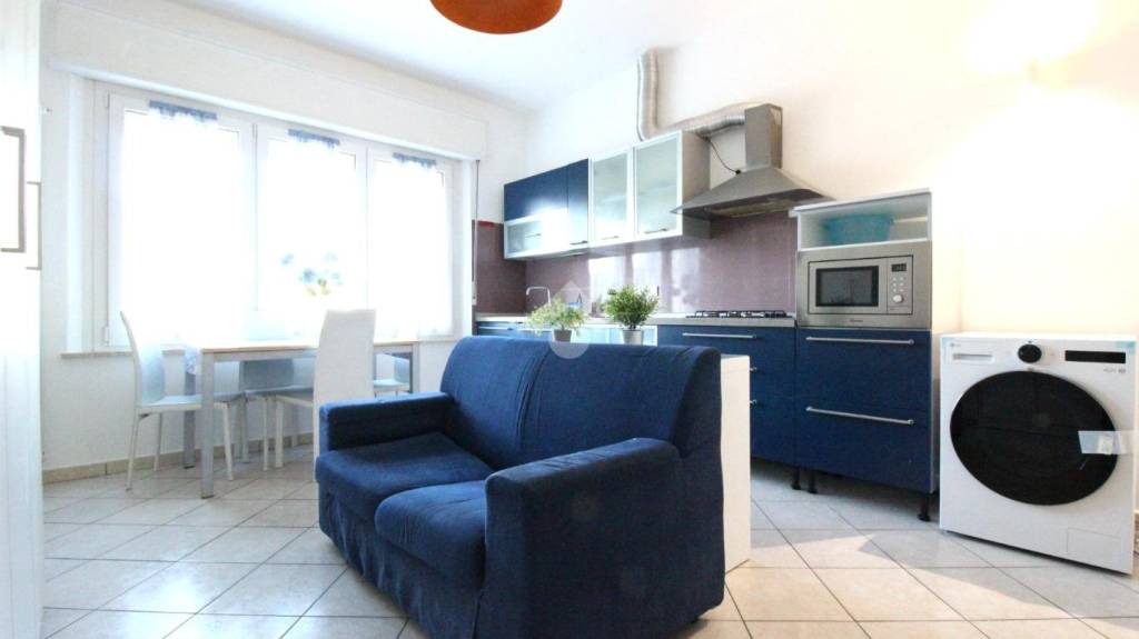 appartamento in vendita a Rimini in zona Marina Centro