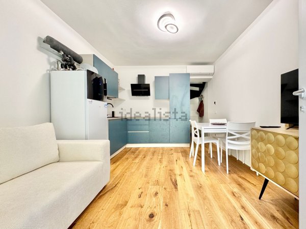 appartamento in vendita a Rimini in zona Marina Centro