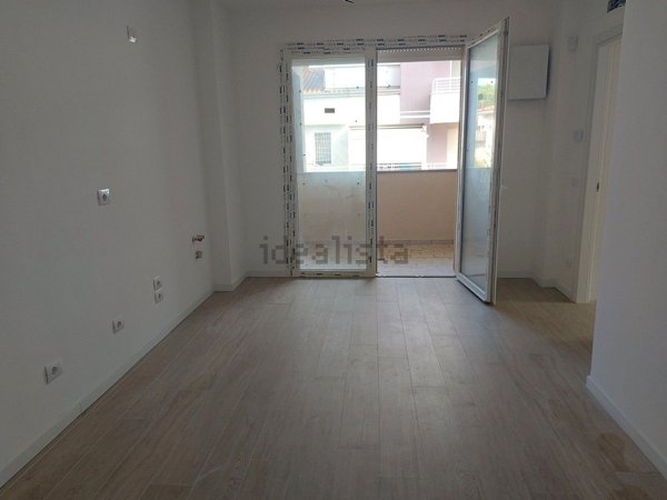 appartamento in vendita a Rimini in zona Colonnella