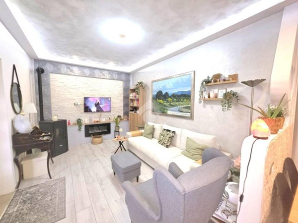 casa indipendente in vendita a Rimini in zona Viserba