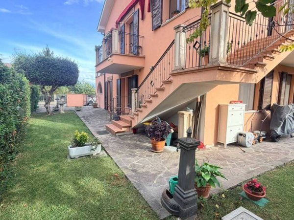 casa indipendente in vendita a Rimini