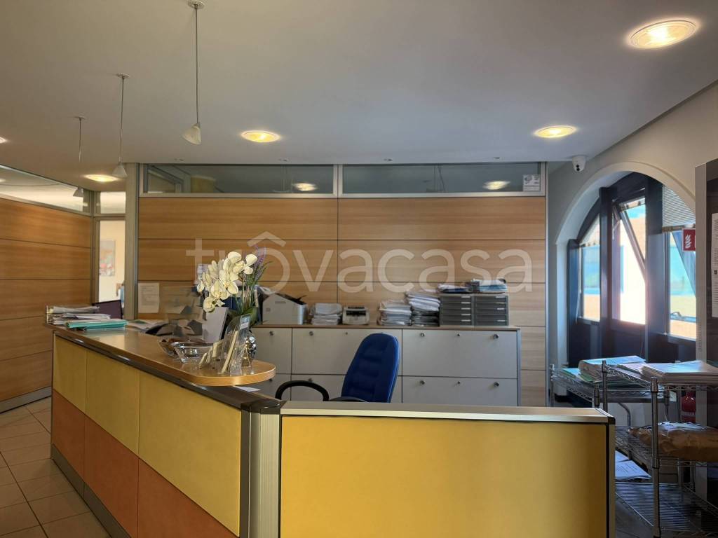ufficio in vendita a Rimini in zona Grotta Rossa