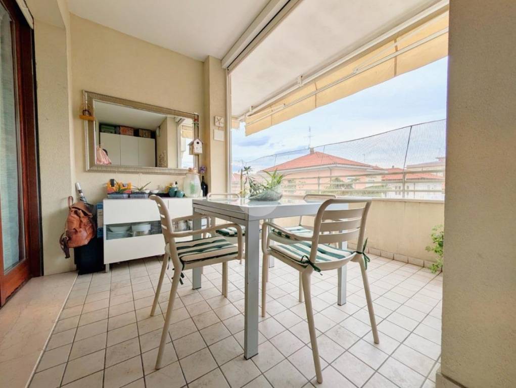 appartamento in vendita a Rimini in zona Lagomaggio